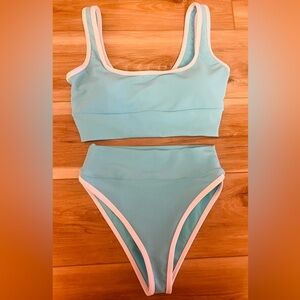 Lain Snow- NWT- Bikini